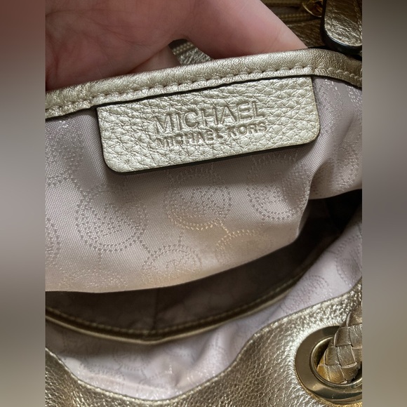 Michael Kors Large Gathered Signature Tote Jet Set - Picture 10 of 12